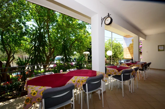 Apartmán Severní Dalmácie - Starigrad Paklenica DA 8331 N1