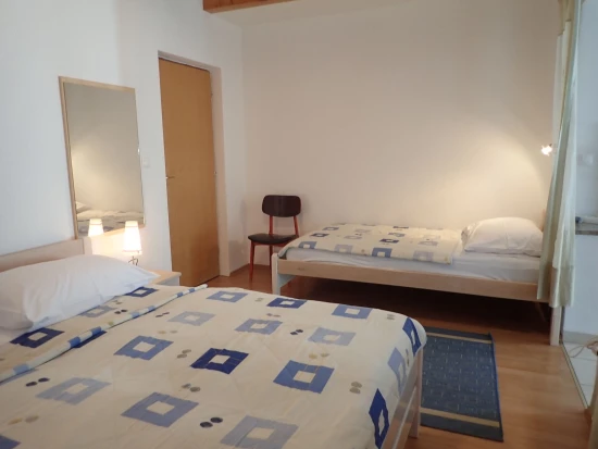 Apartmán Severní Dalmácie - Starigrad Paklenica DA 8331 N1