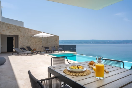 Vila Střední Dalmácie - Omiš DA 8342 N1