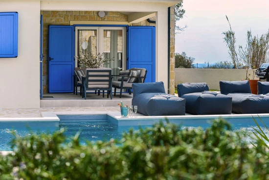 Vila Severní Dalmácie - Privlaka DA 8344 N1