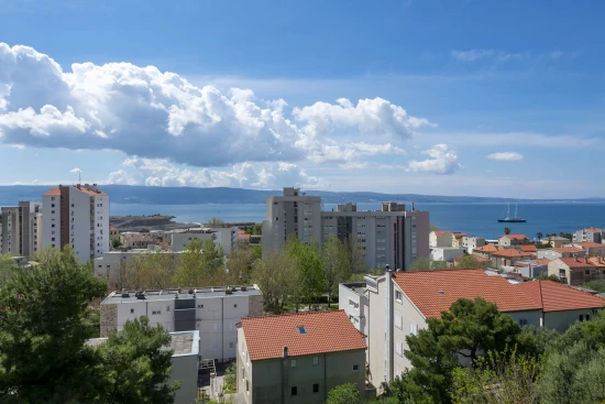 Apartmán Střední Dalmácie - Dugi Rat DA 8350 N1