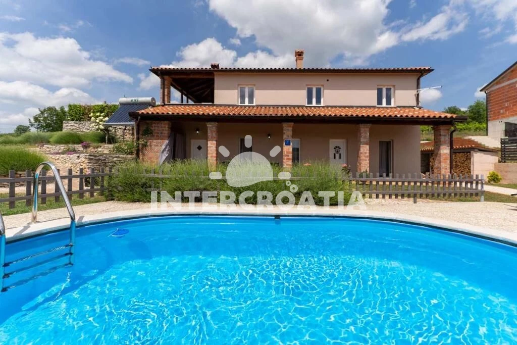 Domek Istrie - Oprtalj IS 7149 N1