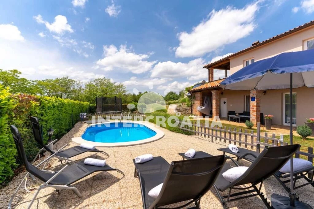 Domek Istrie - Oprtalj IS 7149 N1