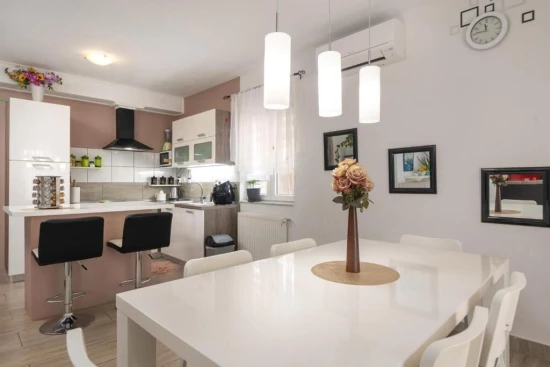 Domek Istrie - Oprtalj IS 7149 N1