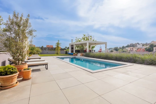 Vila Střední Dalmácie - Podstrana DA 8357 N1