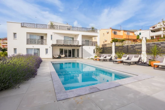 Vila Střední Dalmácie - Podstrana DA 8357 N1