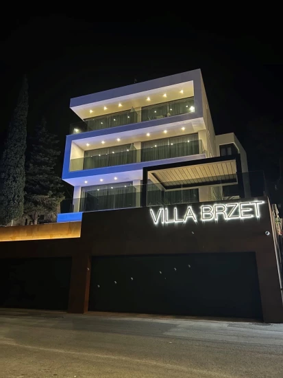 Apartmán Střední Dalmácie - Omiš DA 8362 N2