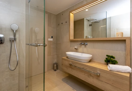 Apartmán Střední Dalmácie - Omiš DA 8362 N2