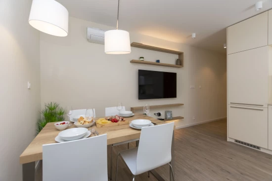 Apartmán Střední Dalmácie - Omiš DA 8362 N2