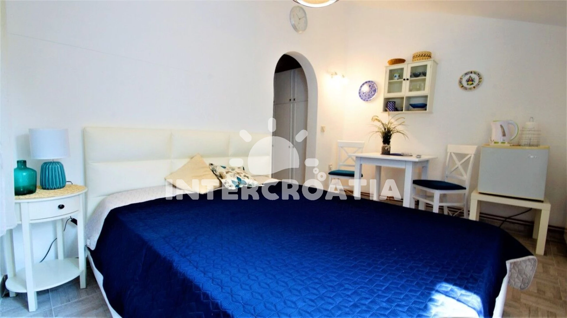 Apartmánový pokoj Černá Hora - Budva CH 7062 N1