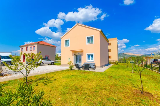 Domek Střední Dalmácie - Dugopolje DA 8373 N1