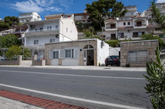 Apartmán Střední Dalmácie - Jesenice DA 8380 N1