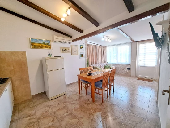 Apartmán Ostrov Brač - Supetar OS 10215 N1