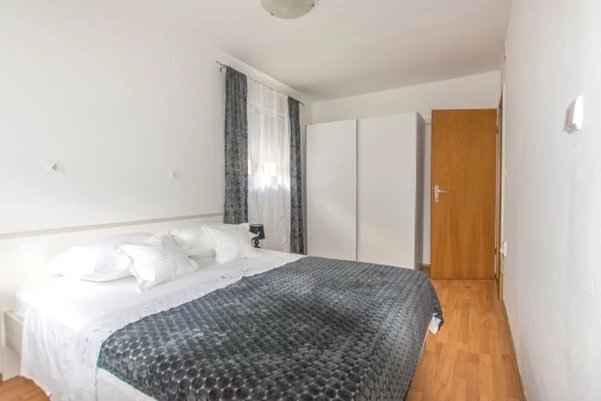 Apartmán Střední Dalmácie - Split DA 8382 N1