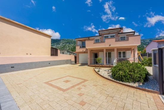 Vila Kvarner - Tribalj (Crikvenica) KV 7592 N1