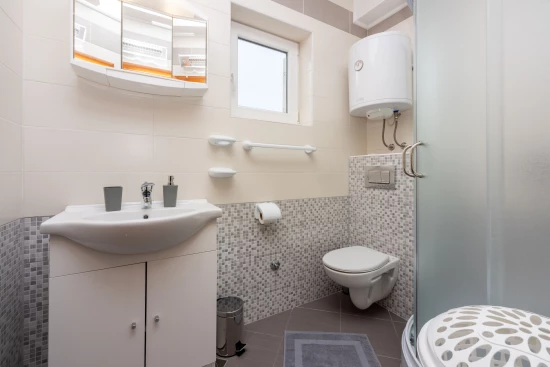 Vila Kvarner - Tribalj (Crikvenica) KV 7592 N1