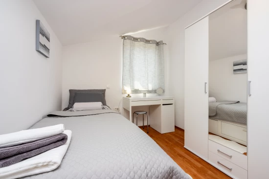 Vila Kvarner - Tribalj (Crikvenica) KV 7592 N1