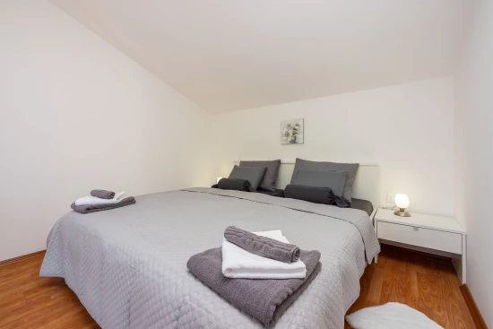 Vila Kvarner - Tribalj (Crikvenica) KV 7592 N1