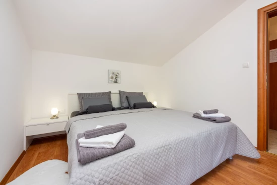 Vila Kvarner - Tribalj (Crikvenica) KV 7592 N1