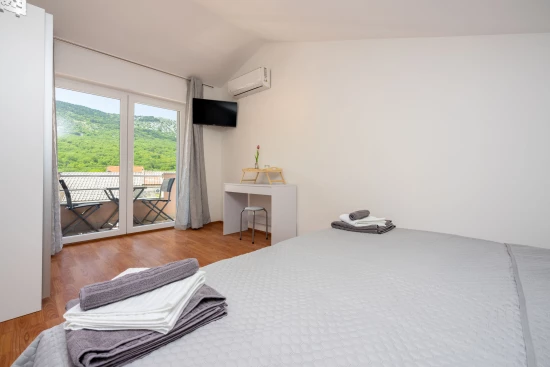 Vila Kvarner - Tribalj (Crikvenica) KV 7592 N1