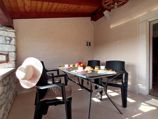 Domek Istrie - Kršan IS 7158 N1