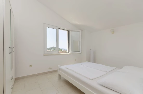 Apartmán Severní Dalmácie - Tribunj (Vodice) DA 8394 N1