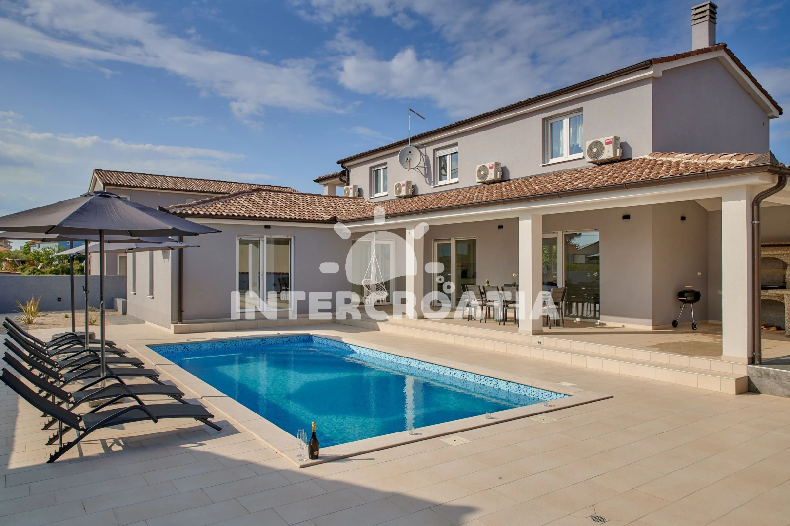 Vila Istrie - Loborika (Pula) IS 7160 N1