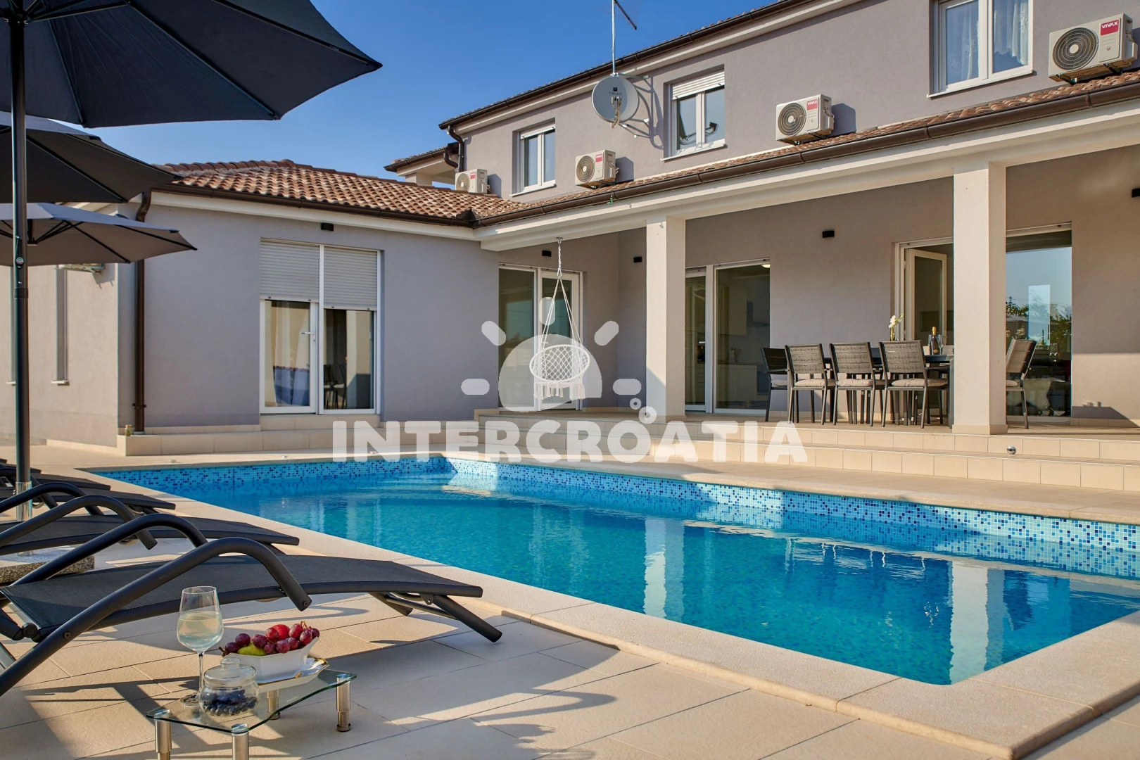 Vila Istrie - Loborika (Pula) IS 7160 N1