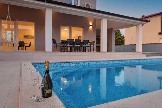 Vila Istrie - Loborika (Pula) IS 7160 N1