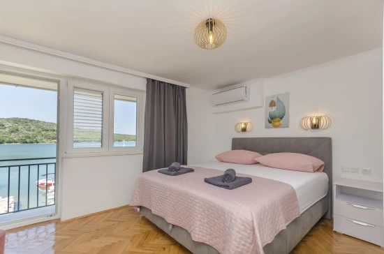 Apartmán Ostrov Kaprije - Kaprije OS 10230 N1