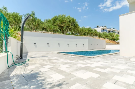 Apartmán Střední Dalmácie - Okrug Gornji DA 8408 N1