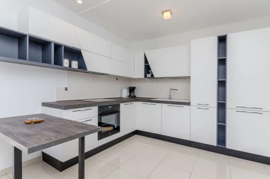 Apartmán Střední Dalmácie - Slatine (Čiovo) DA 8415 N1