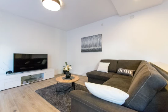Apartmán Střední Dalmácie - Kaštela DA 8418 N1
