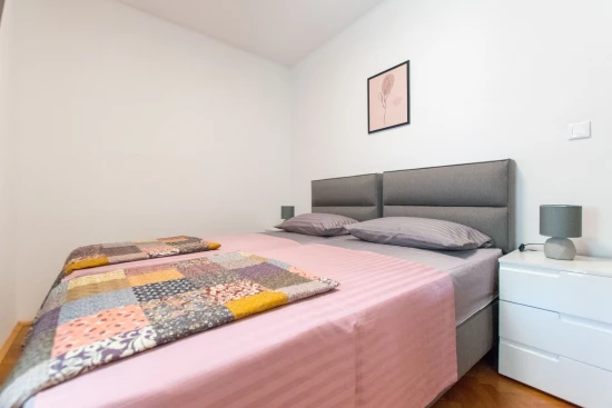Apartmán Střední Dalmácie - Kaštela DA 8418 N1