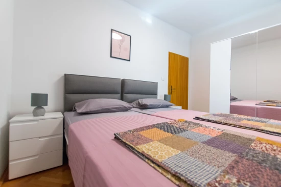 Apartmán Střední Dalmácie - Kaštela DA 8418 N1