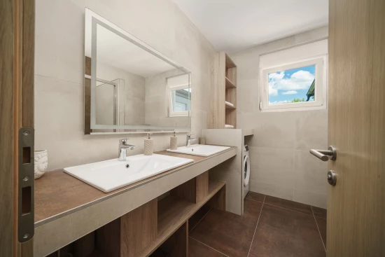 Vila Severní Dalmácie - Drage DA 8419 N1