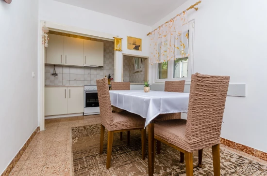 Apartmán Střední Dalmácie - Poljica DA 8425 N1