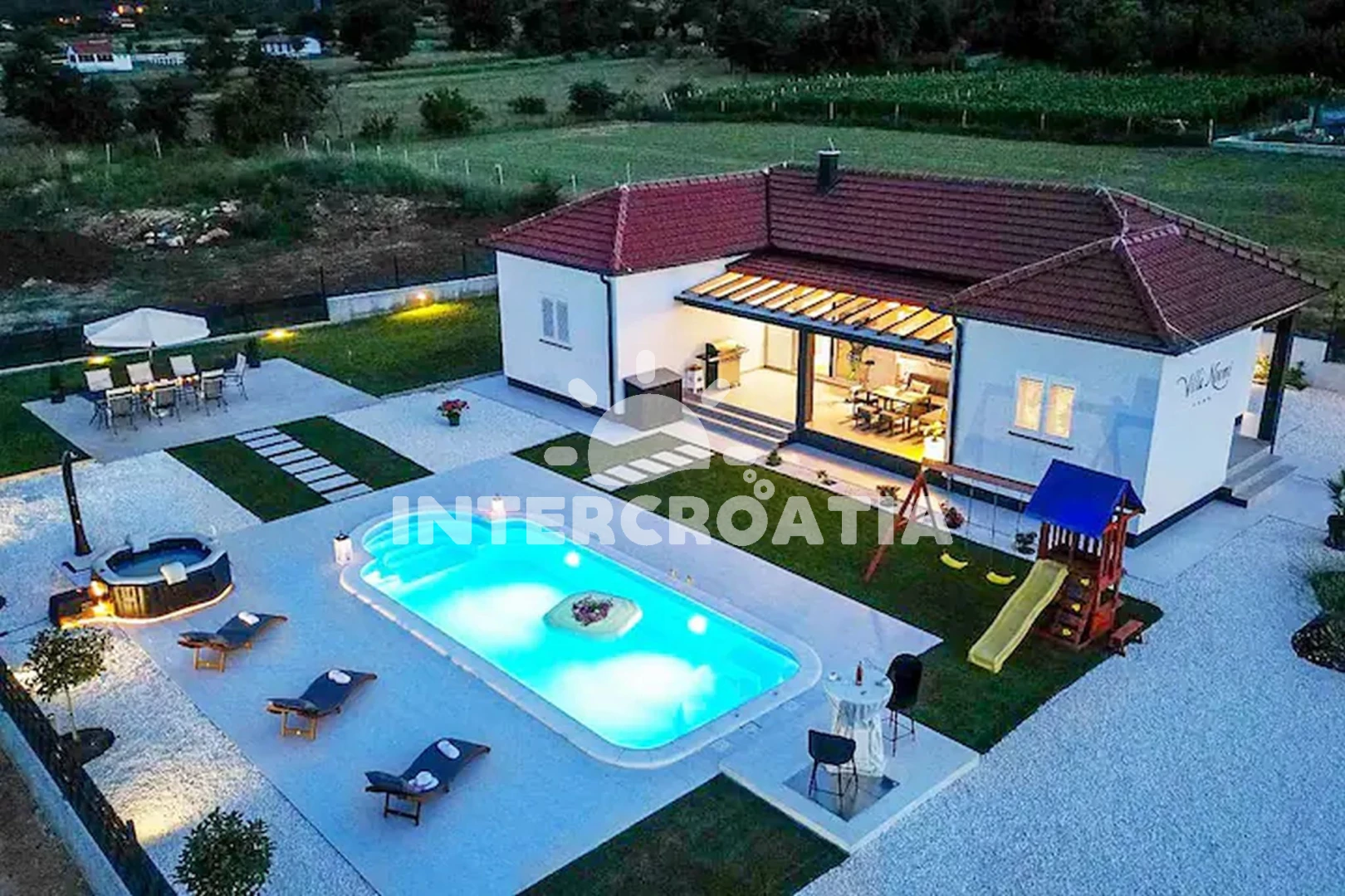 Domek Střední Dalmácie - Sinj DA 8440 N1