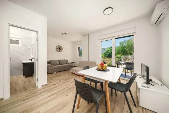 Apartmán Severní Dalmácie - Bilice (Šibenik) DA 8441 N1