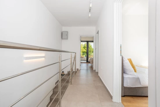 Domek Ostrov Krk - Milčetići (Malinska) OS 10260 N1