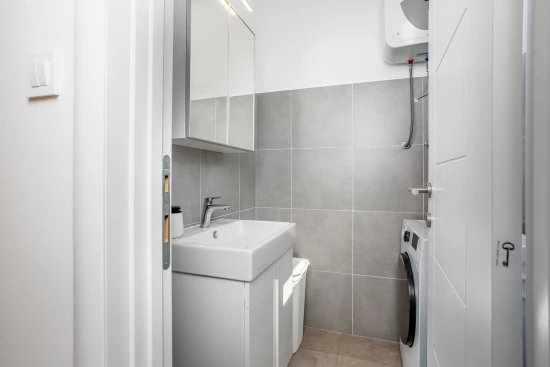 Domek Ostrov Krk - Milčetići (Malinska) OS 10260 N1