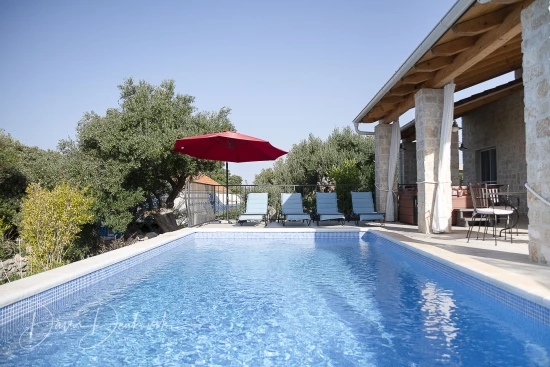 Vila Ostrov Pag - Jakišnica OS 10262 N1