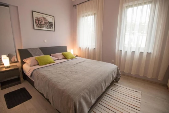 Apartmán Kvarner - Oprič KV 7621 N1