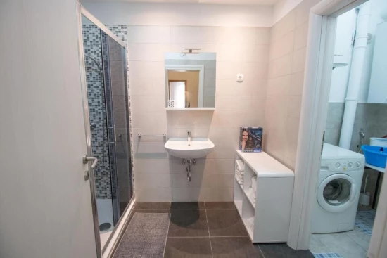 Apartmán Kvarner - Oprič KV 7621 N1