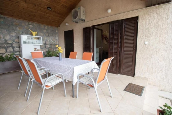 Apartmán Kvarner - Oprič KV 7621 N1