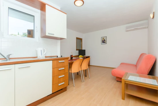 Apartmán Střední Dalmácie - Podgora DA 8485 N1