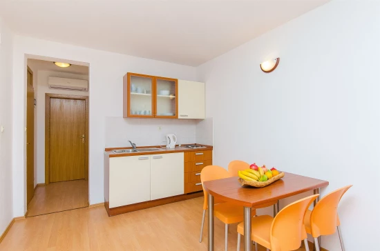 Apartmán Střední Dalmácie - Podgora DA 8485 N4