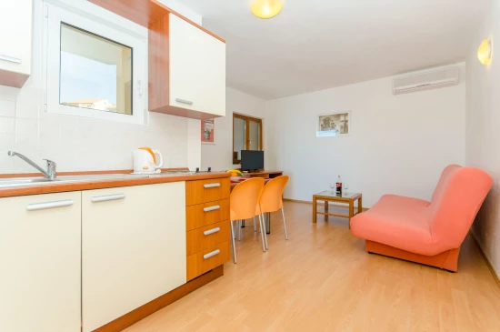 Apartmán Střední Dalmácie - Podgora DA 8485 N5