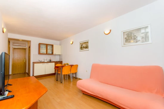 Apartmán Střední Dalmácie - Podgora DA 8485 N6