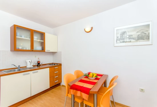 Apartmán Střední Dalmácie - Podgora DA 8485 N6